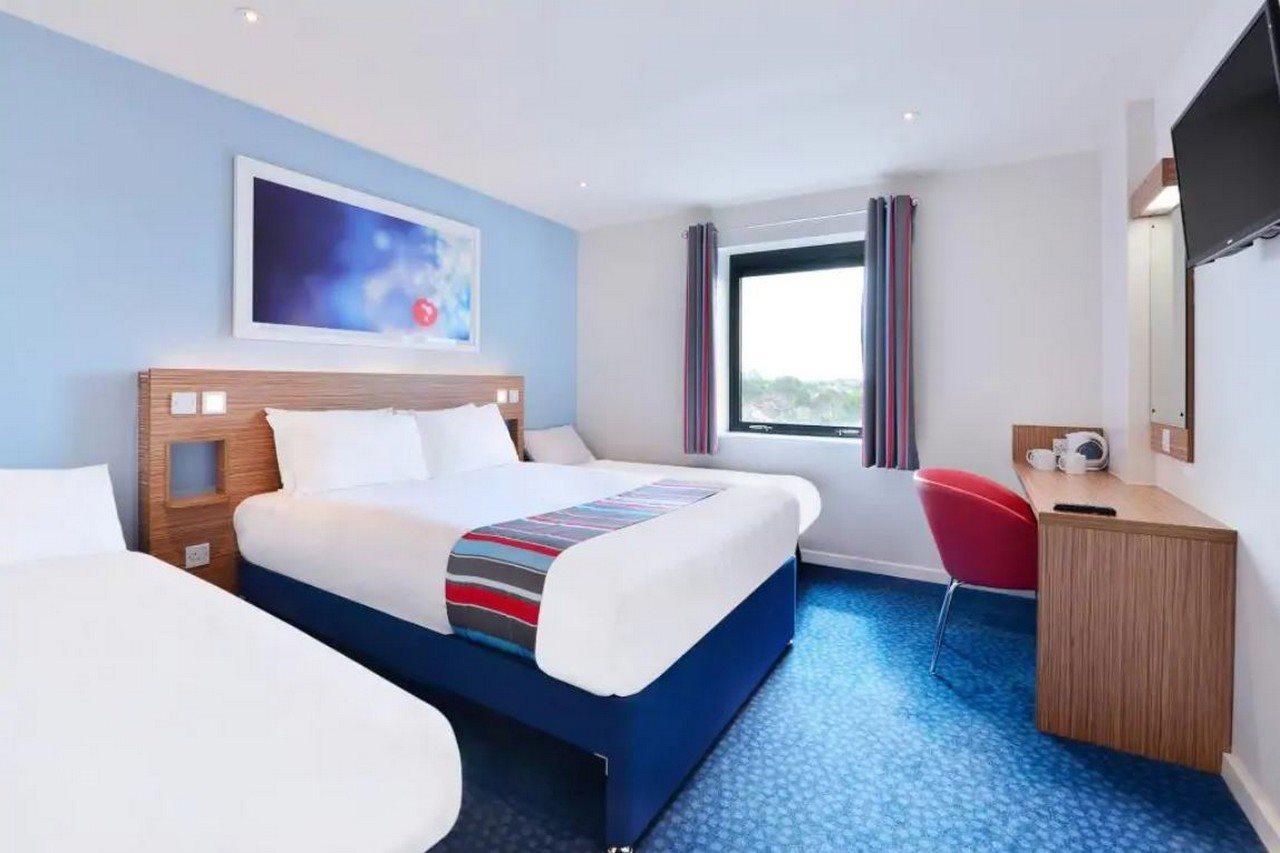 Travelodge London Park Royal Londres Exterior foto