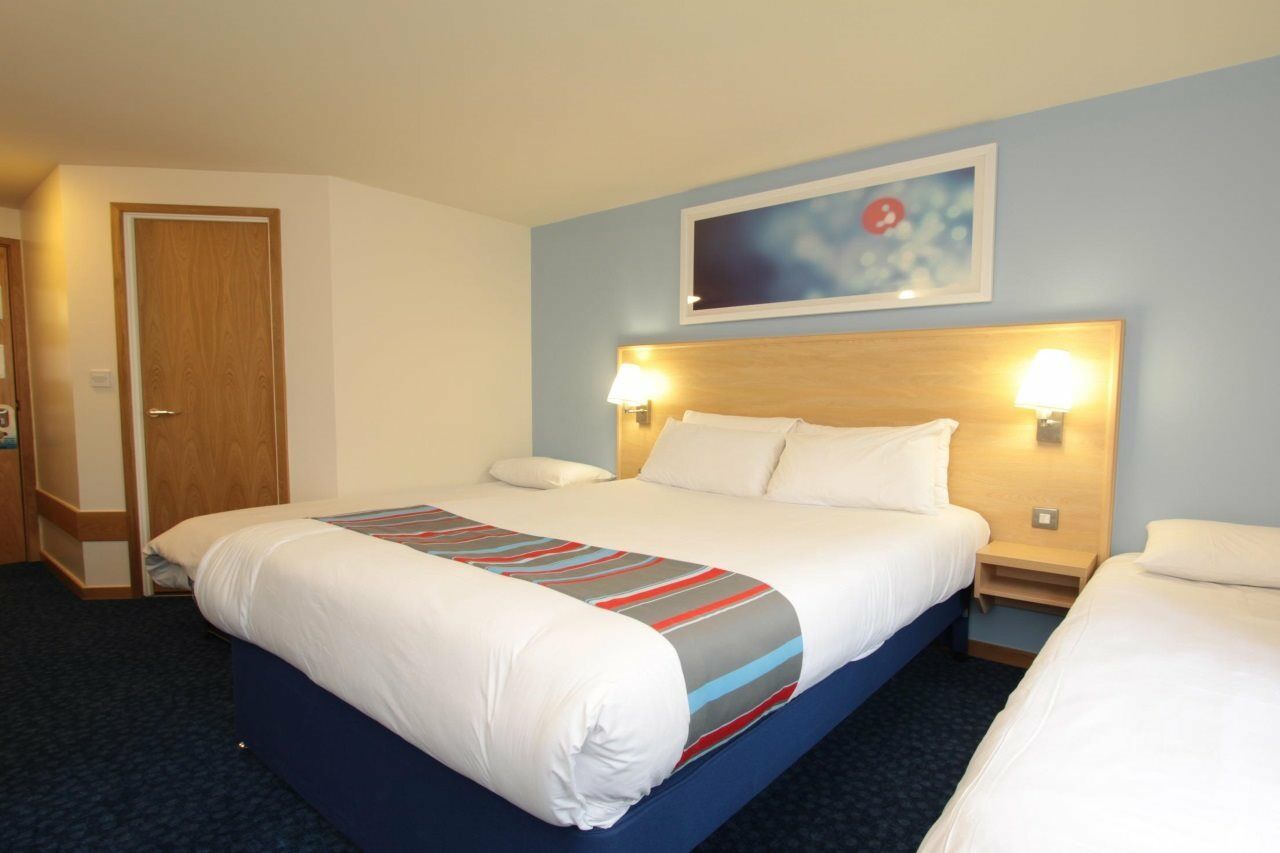 Travelodge London Park Royal Londres Exterior foto