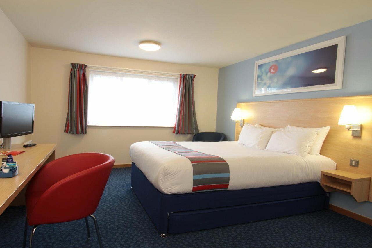 Travelodge London Park Royal Londres Exterior foto